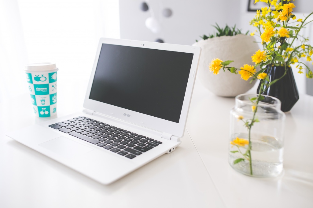 coffee, table, computer, flowers
