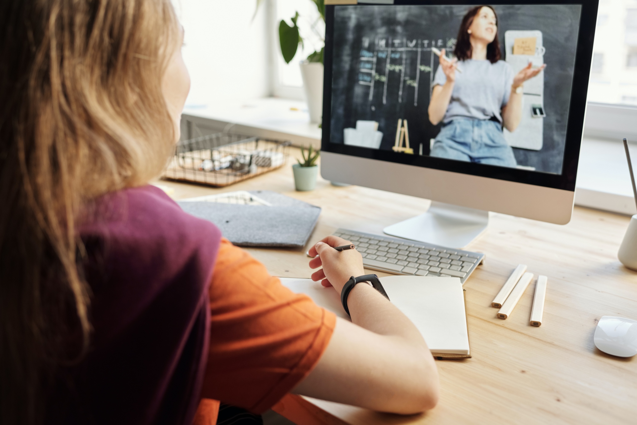 Your Guide to Online Learning - The Visual Communication Guy