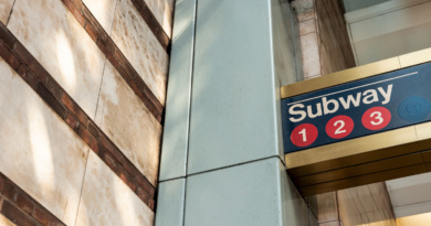 Best Wayfinding Signage Design Firms for Hospitals and Healthcare Facilities Best Wayfinding Signage Design Firms for Hospitals and Healthcare Facilities