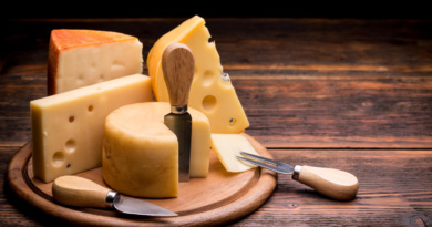 How Wholesale Cheese Suppliers Meet the Needs of Large Producers How Wholesale Cheese Suppliers Meet the Needs of Large Producers