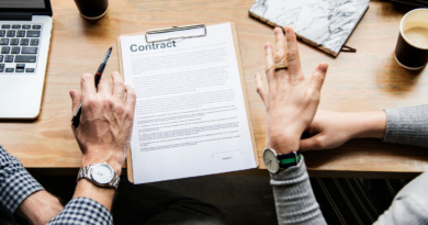 Data Retention Clauses in Design Contracts: What to Keep, What to Delete, and When