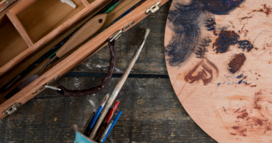The Tactile Renaissance: Why Designers Are Returning to Organic Drawing Instruments The Tactile Renaissance: Why Designers Are Returning to Organic Drawing Instruments